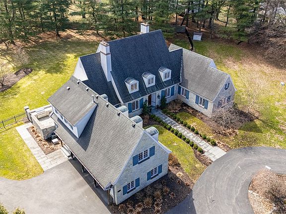 3rd image of 509 Allens Creek Rd