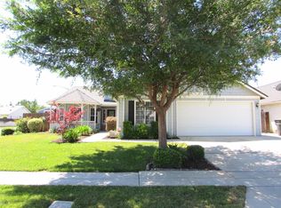 5893 W Wathen Ave, Fresno, CA 93722