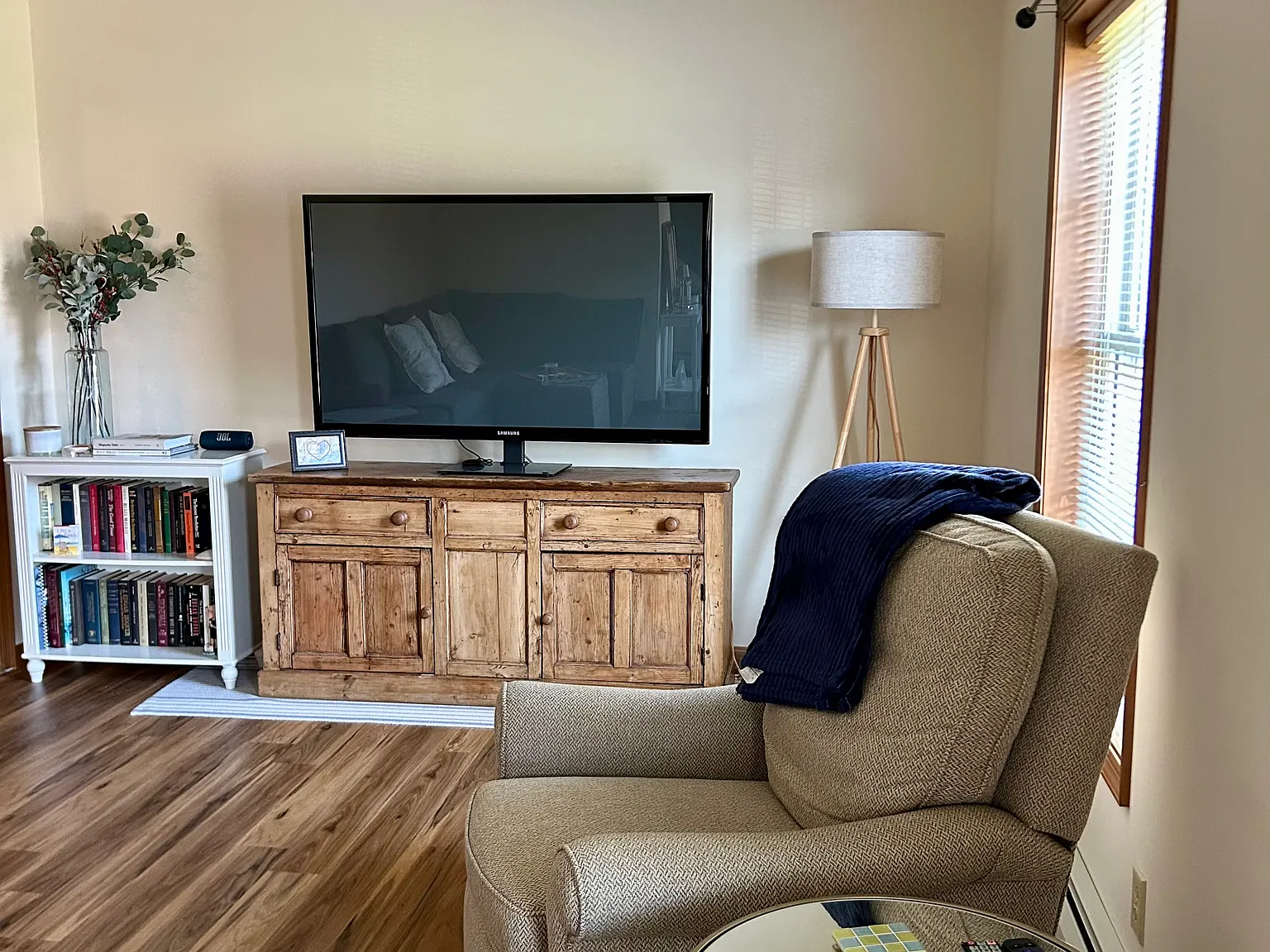 3 bed, 1560 sqft, $3,000 — Photo 3