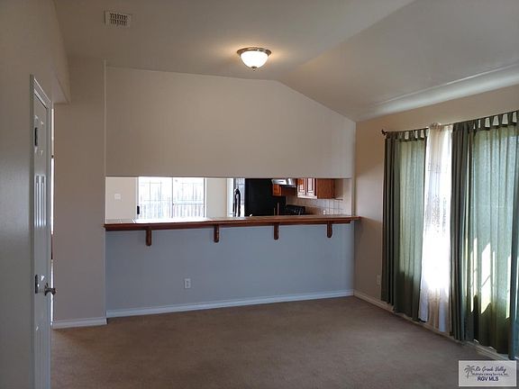 5th image of 2924 Regency