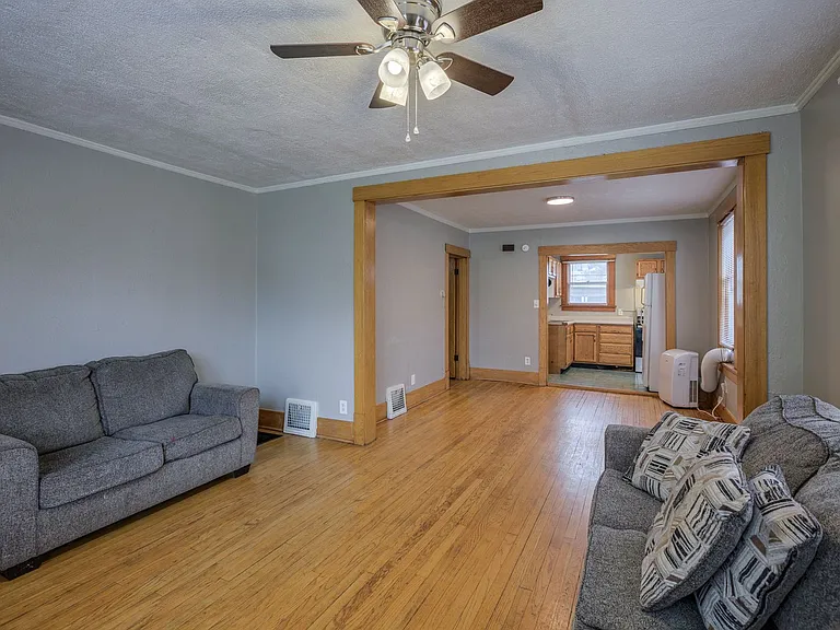 3310 Jackson St — Photo 1