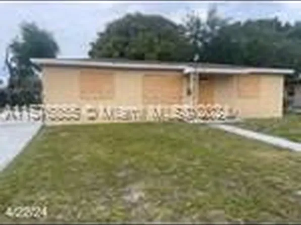 3461 NW 209th Ter, Miami Gardens, FL 33056