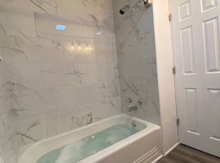 351 E New St, Lancaster, PA 17602