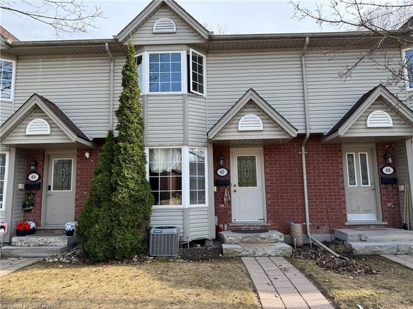 235 Saginaw Pkwy #67, Cambridge, ON N1T 1X4