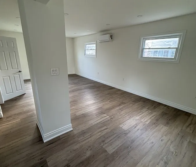 33 Oak St — Photo 12