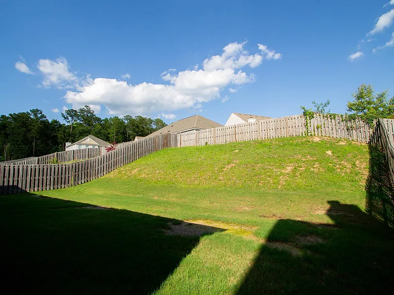 1068 Aronimink Dr — Photo 36