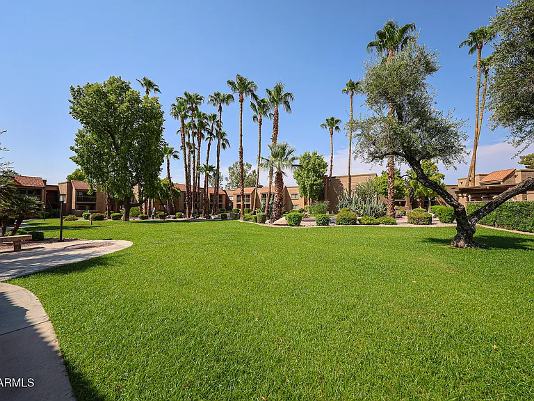 8250 E Arabian Trl #113 — Photo 35