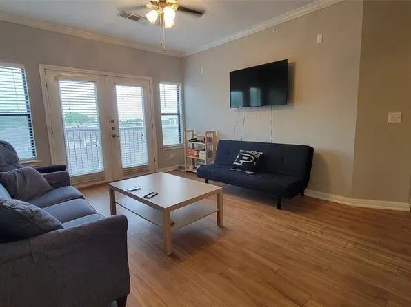 2502 Leon St APT 404, Austin, TX 78705