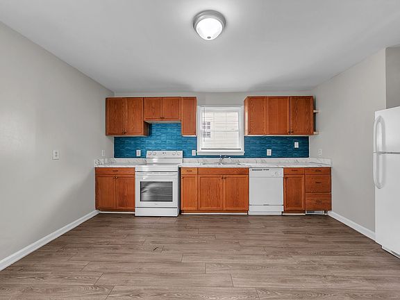 5th image of 1611 Sunrise Ave