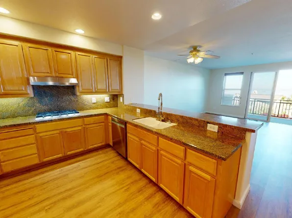 123 Warbler Ln, Brisbane, CA 94005