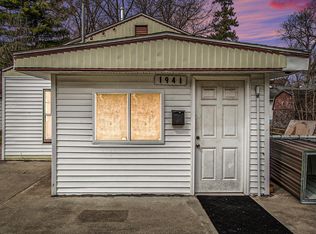 1941 Walcott St, Saginaw, MI 48601