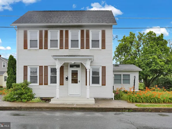 238 Penn St, Topton, PA 19562