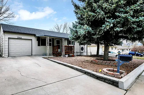 341 Longfellow Dr Photo 1
