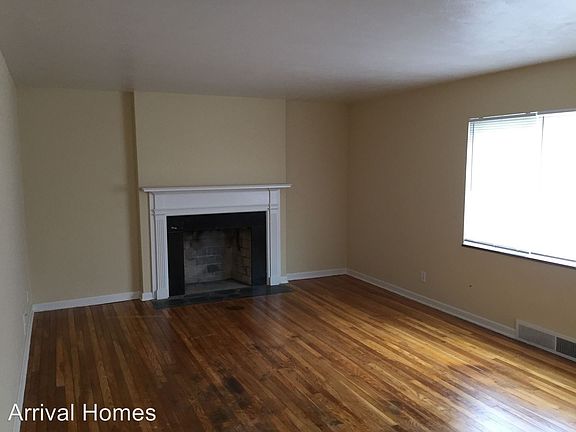 5th image of 806 Audrey Pl