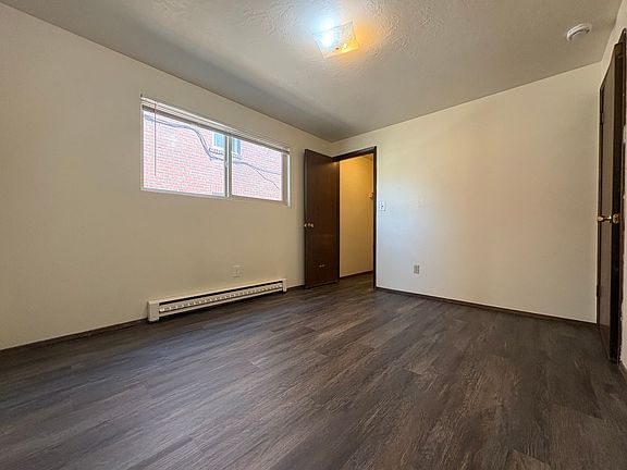 4th image of 426 11th Ave E APT 1