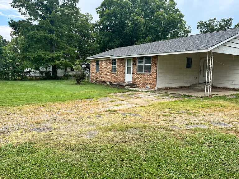 712 W Barnett St — Photo 15