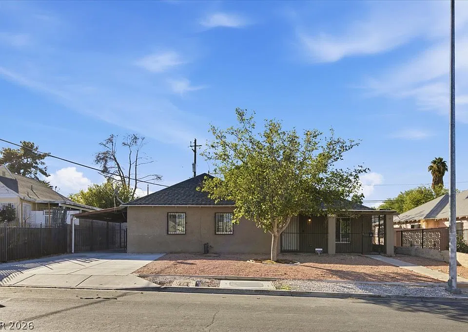 1132 S 15th St