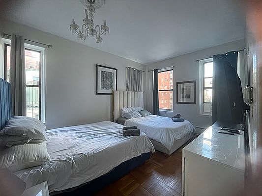 5th image of 1475 1st Ave #3C