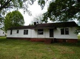 506 S Howard Ave, Landrum, SC 29356
