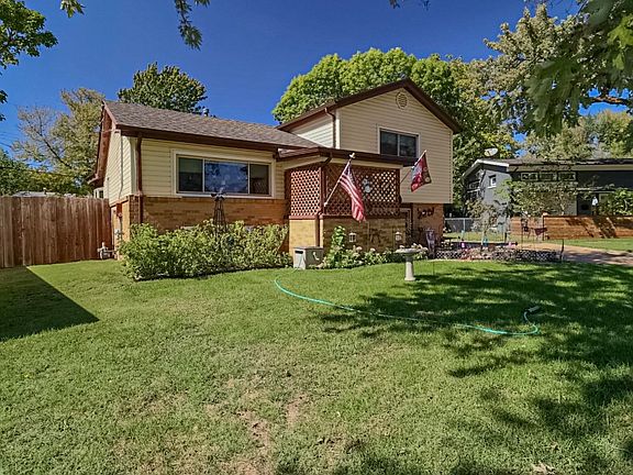 2nd image of 2201 S Bonn Ave
