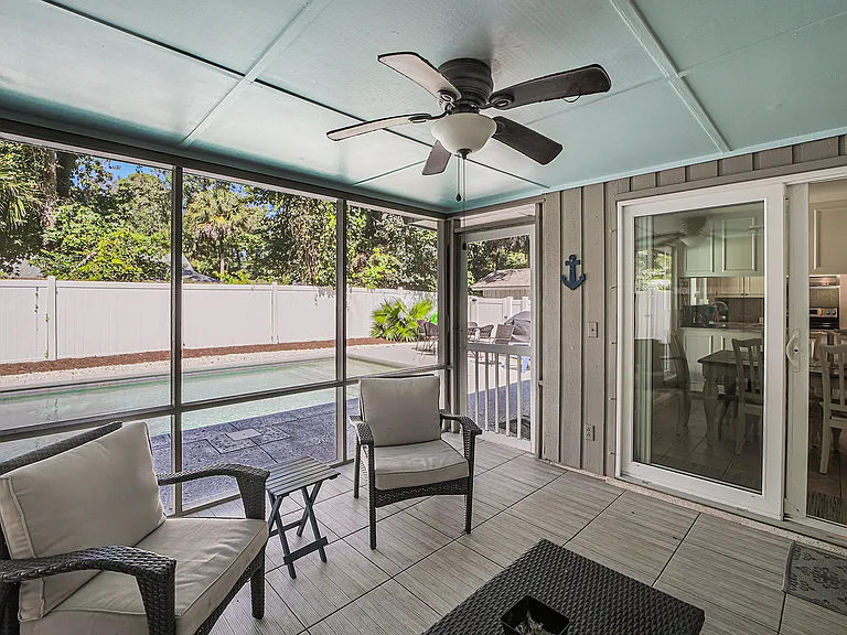 16 Pelican St — Photo 5