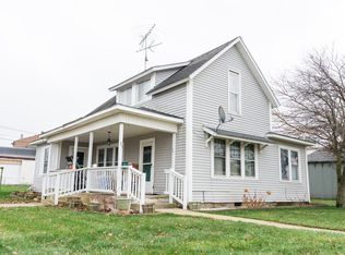 23 S Johnson St, Otterbein, IN 47970