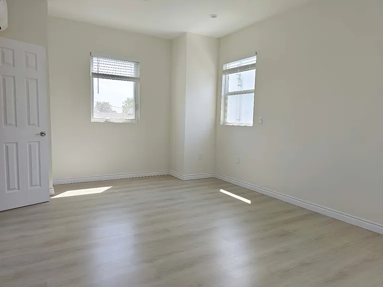 502 N Campbell Ave #502 — Photo 7