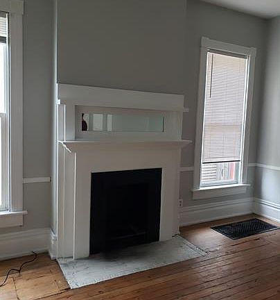 4th image of 510 S Saint Joseph St APT 2