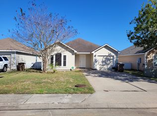 5051 Hauna Ln, Dickinson, TX 77539