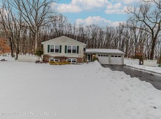 30 Eaglenest Rd, Freehold, NJ 07728
