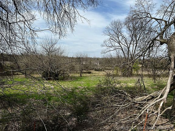 5th image of Cemetery Rd