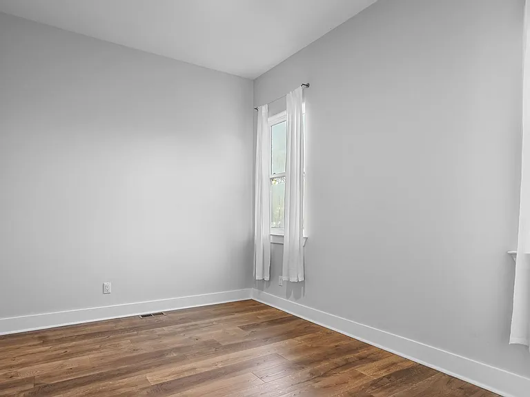 1007A Alice St — Photo 36