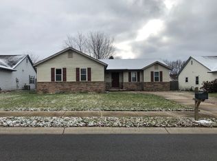 851 Meadow Ct, Mooresville, IN