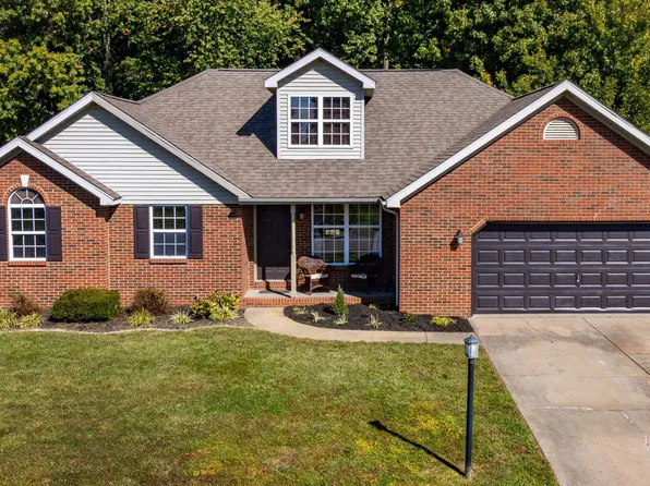 3710 Farrington Dr, Evansville, IN 47725