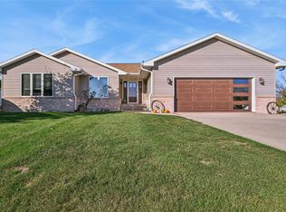 405 D Ave, Atkins, IA 52206