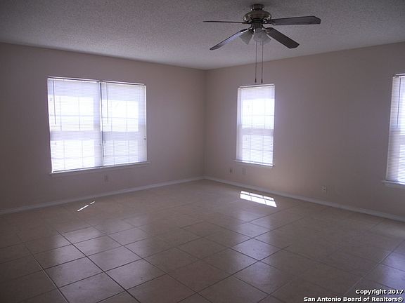 3rd image of 6630 Beech Trail Dr