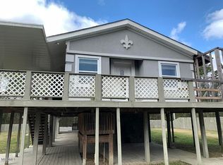 10042 Eden St, Bay Saint Louis, MS 39520