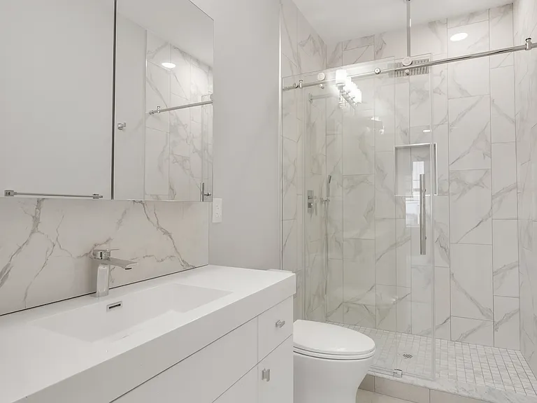 1111 S 24th St #401 — Photo 11