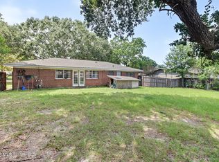 330 Randall Dr, Biloxi, MS 39531