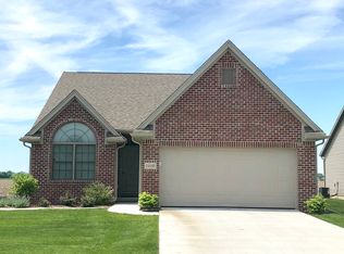 24935 Lake Winds Dr, Perrysburg, OH 43551