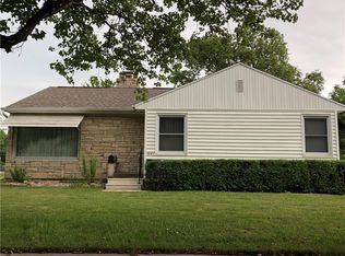 307 SW 4th St, Greenfield, IA 50849