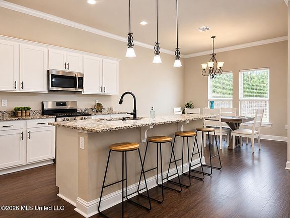 2nd image of 11456 Memphis Cir