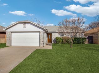 5732 Springtide Dr, Fort Worth, TX 76135