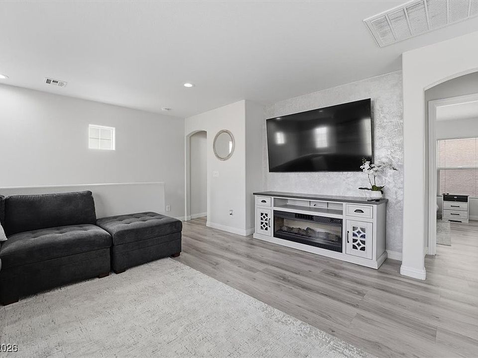 1st image of 6255 Peneplain Ave