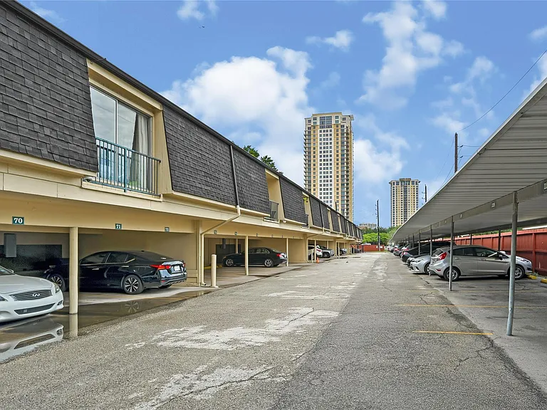 800 Post Oak Blvd #75 — Photo 18