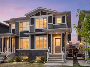125 E Corner Meadows Gate NE, Calgary, AB T3N 1J7
