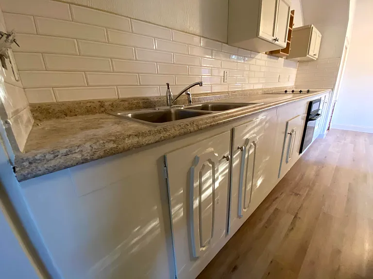 410 SW 4th Ave #B — Photo 7