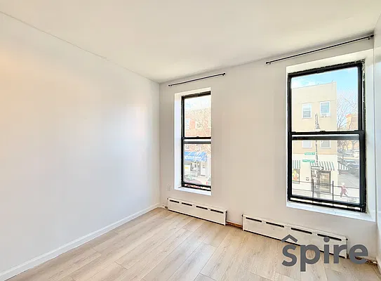 Rented by Spire Group | media 10