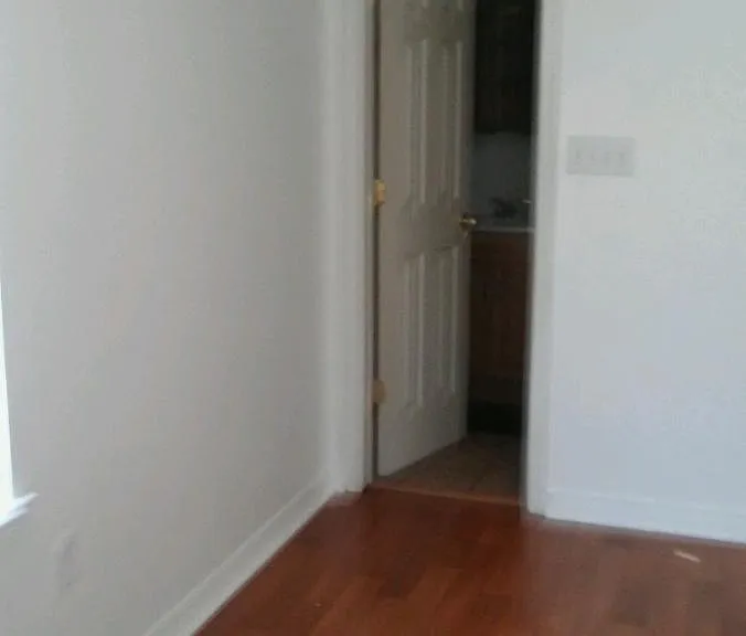bathroom in master bedroom