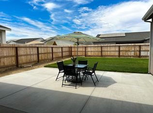 344 E Tyler Ct, Visalia, CA 93291